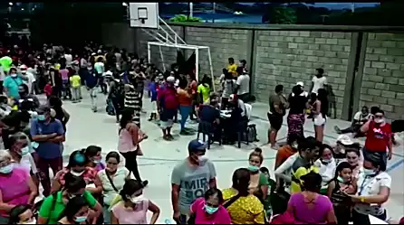 Enfrentamientos en la zona fronteriza entre Colombia y Venezuela desplazan a miles de ciudadanos venezolanos | Video