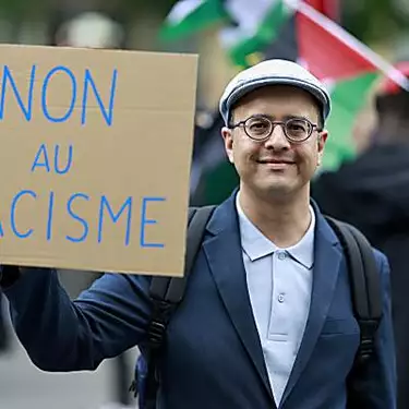 Η Γαλλία είδε αύξηση όλων των τύπων ρατσισμού το 2023, αναφέρει η έκθεση