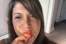 Mulher de 53 anos quase é presa por aparentar ter 21