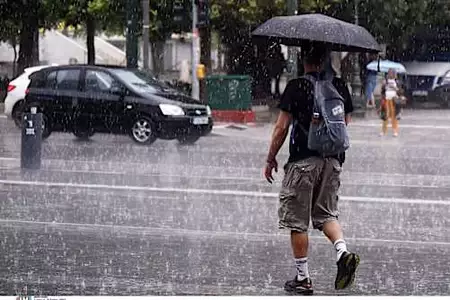 Καιρός: Βροχές και καταιγίδες σήμερα το απόγευμα – Οι περιοχές που θα βρεθούν στο επίκεντρο Καιρός: Βροχές και καταιγίδες σήμερα το απόγευμα – Οι περιοχές που θα βρεθούν στο επίκεντρο