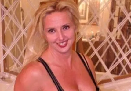 [Gallery] Mom Kicked Out Of Water Park For Her Bikini