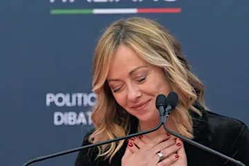 Meloni celebra recorde de governo italiano mais longo em 80 anos