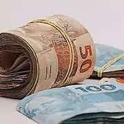 Calcule quanto você poderia ganhar investindo $ 100 na Amazon e em outras
