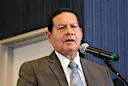 Mourão diz que presença de Lula em velório de irmão é "questão humanitária"