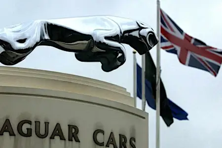 Los aranceles de Trump: ¿un nocaut para la emblemática industria automotriz británica?