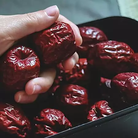 Doctors Can't Explain Why This Fruit May Cut Your Blood Sugar By 90%