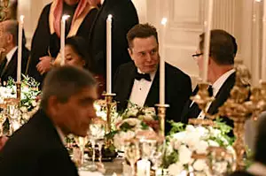 Ρονάλντο και Μασκ στο δείπνο του Τραμπ με τον Σαουδάραβα πρίγκιπα