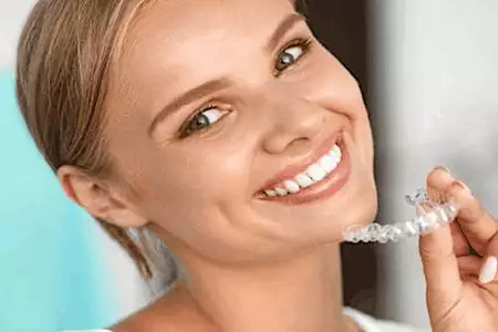 Invisible Aligners: The Cure for Painlessly Straight Teeth