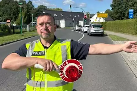 Polizei stoppt in Schönfließ Urlaubsfahrt nach Schweden