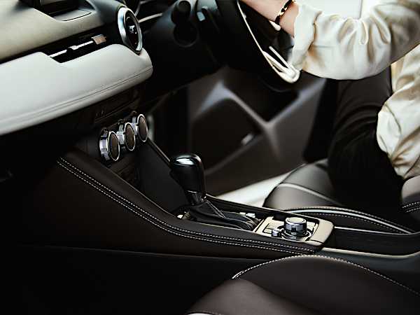 CX-3にインテリアをさらに進化させた特別仕様車登場