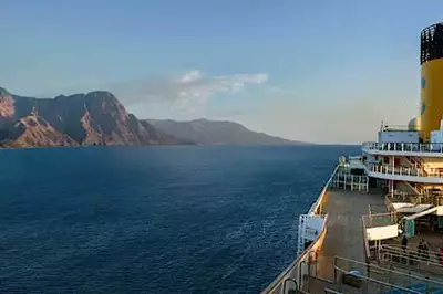 La meraviglia delle Canarie? 4 isole in una sola vacanza. Solo con Costa.