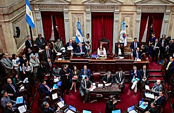 Argentine Senate passes emergency economic law