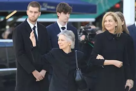 Στην Ελλάδα η σορός της πριγκίπισσας Ειρήνης - Ποιοι «γαλαζοαίματοι» θα παραστούν στην κηδεία