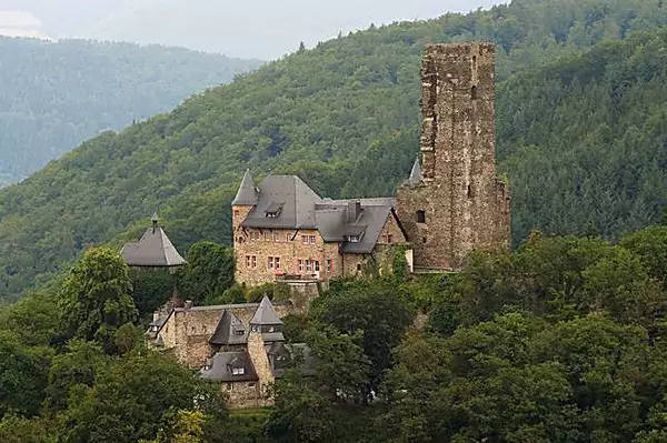Nothing Is More Luxurious Than a Castle: Explore Here