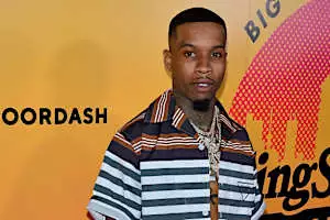 Tory Lanez files lawsuit for '$1m per stab wound' against prison