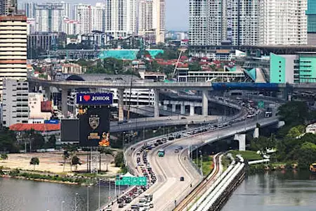 Johor-S'pore SEZ set to land ‘queen bee’ investor, lifting southern Malaysia into third chip hub