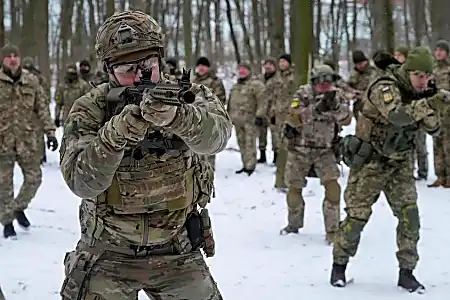 ‘We can help’: Brits sign up to defend Ukraine against Russia