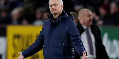 Το "Special One" έκανε τον Τότεναμ Hotspur να πυροβολήσει τον Μουρίνιο πριν από τον τελικό του League Cup