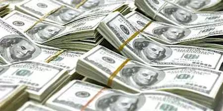 Con solo 200$ en acciones de Amazon puedes generar un segundo ingreso
