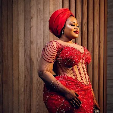 The curvaceous Ghanaian bride who wore 11 outfits for her wedding