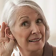 Πόσο κοστίζει ένα αόρατο ακουστικό βαρηκοΐας το 2023