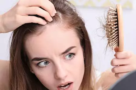 Ξέρεις πώς θα προλάβεις την αραίωση των μαλλιών σου;