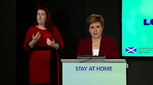 'Trump should not visit Scotland to play golf'