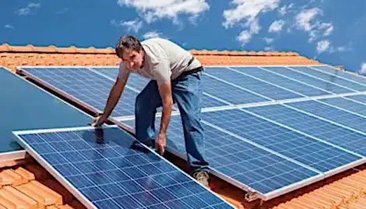 Emprego bem remunerado Lisboa na área de instalação de painéis solares Emprego bem remunerado Lisboa na área de instalação de painéis solares