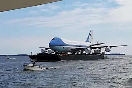 [Fotos] La astuta razón por la que el Air Force One está pintado de azul