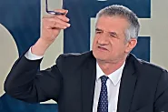 Présidentielle 2022 : la direction de franceinfo "condamne vivement" l’insulte de Jean Lassalle à l’encontre de l’éditorialiste Renaud Dély