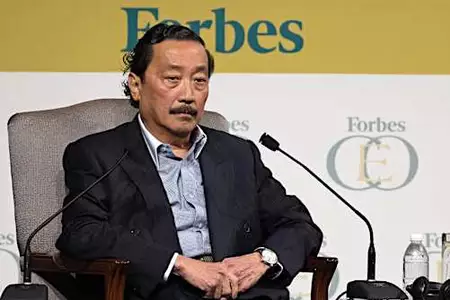 Malaysian tycoon Vincent Tan’s sell-downs point to pruning rather than an exit plan