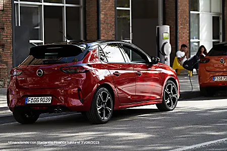 Disfruta el Opel Corsa sin entrada*, con entrega inmediata y una cuota increíble.