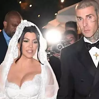 Kourtney Kardashian says doctor told her to drink Travis Baker's c*m 4 times a week