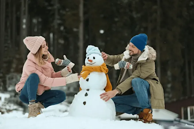 Una encantadora aventura navideña donde el amor y la amistad florecen en un país de las maravillas invernal