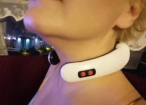 Sri Lanka: People Are Using This Innovative Device For Their Neck Pain