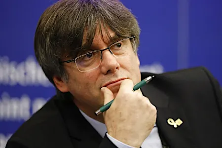 Carles Puigdemont loses appeal against loss of MEP immunity