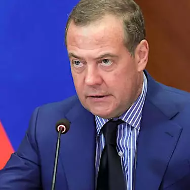 Αντιδράσεις στον πόλεμο στη Μέση Ανατολή: «Ο ειρηνοποιός έδειξε για άλλη μια φορά το πραγματικό του πρόσωπο», κρίνει η Ρωσία.