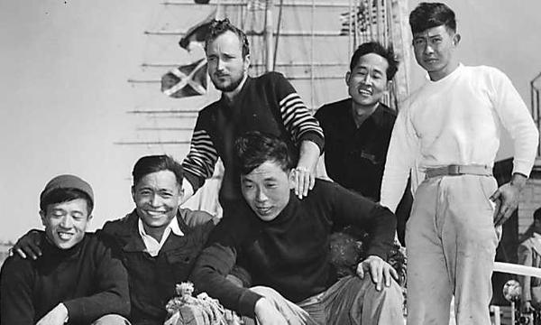 5 fishermen, a diplomat and 2 hens: Over 60 years ago, they crossed the Pacific in a Chinese junk boat