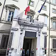 Abusi edilizi con più di 60 anni: arriva la sanatoria facile