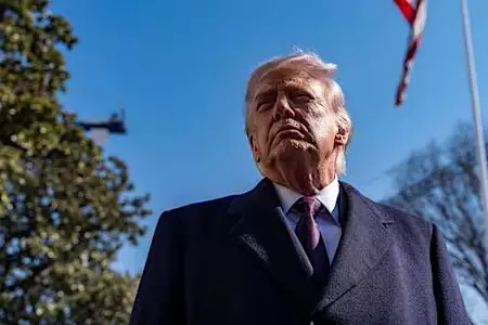 Ο Τραμπ καθυστέρησε για λίγες ώρες την επίθεση στο Ιράν λόγω πληροφοριών για Χαμενεϊ