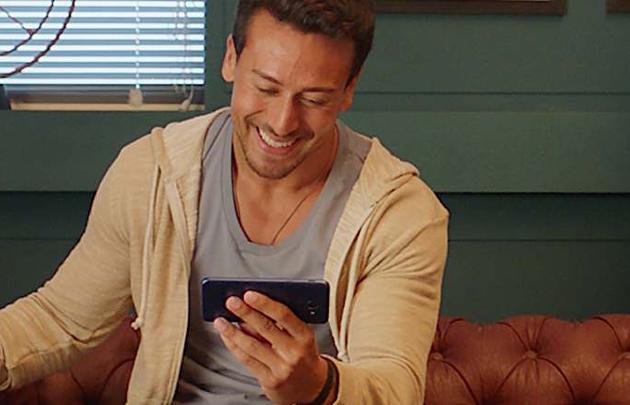Shocking revelation! Find out why Tiger Shroff was always on his phone.