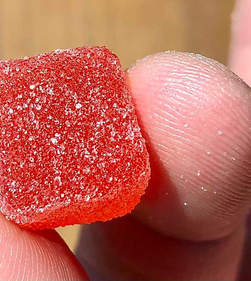 Users say these $29 gummies ease pain so well they Monly need 1 a dayM