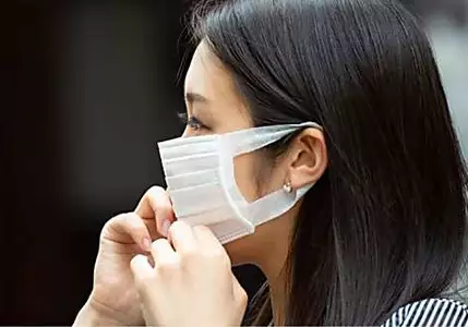Face Masks Might Actually Increase Infection Risk for COVID-19