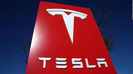 4 razones por las que las acciones de Tesla están cayendo | Video