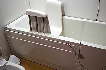 Affordable Bathtubs - Showers For Seniors. Research Bathtub Conversion For Seniors