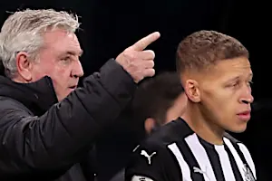 Steve Bruce hits back at Dwight Gayle after Newcastle United tactics criticism