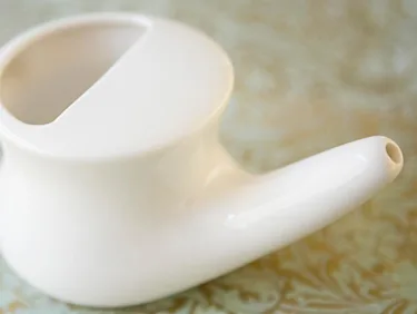 A Woman Contracted Rare, Fatal Brain-Eating Amoeba from Using Neti Pot A Woman Contracted Rare, Fatal Brain-Eating Amoeba from Using Neti Pot