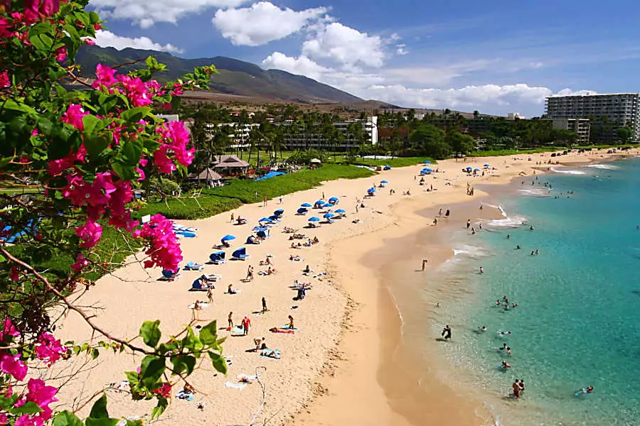 Hawaii Vacations Cost Almost Nothing (Take A Look)