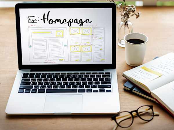 お小遣い稼ぎにサイトを作って広告収入、ポイントはサーバー選び！