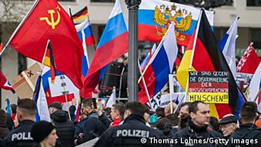 Ουκρανία: Οι διαδηλώσεις υπέρ της Ρωσίας προκαλούν οργή στη Γερμανία